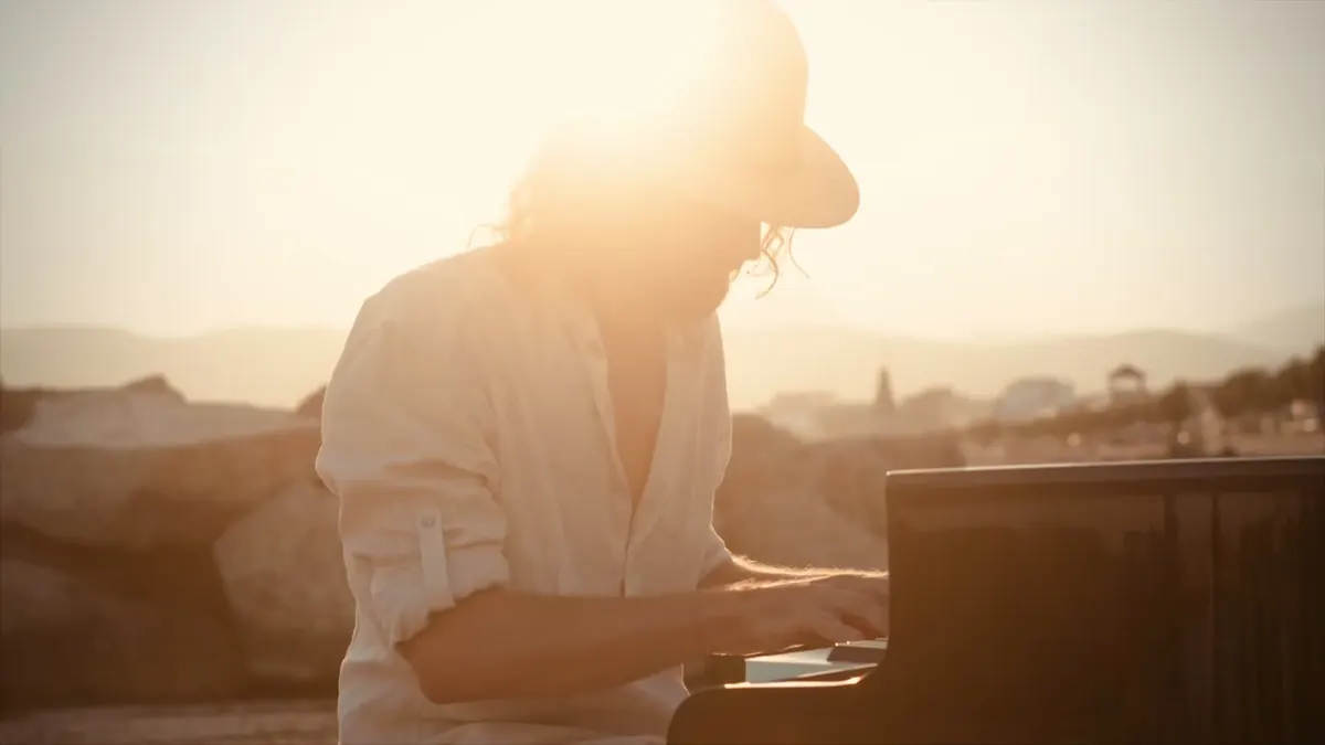 Online Concerts — My Traveling Piano